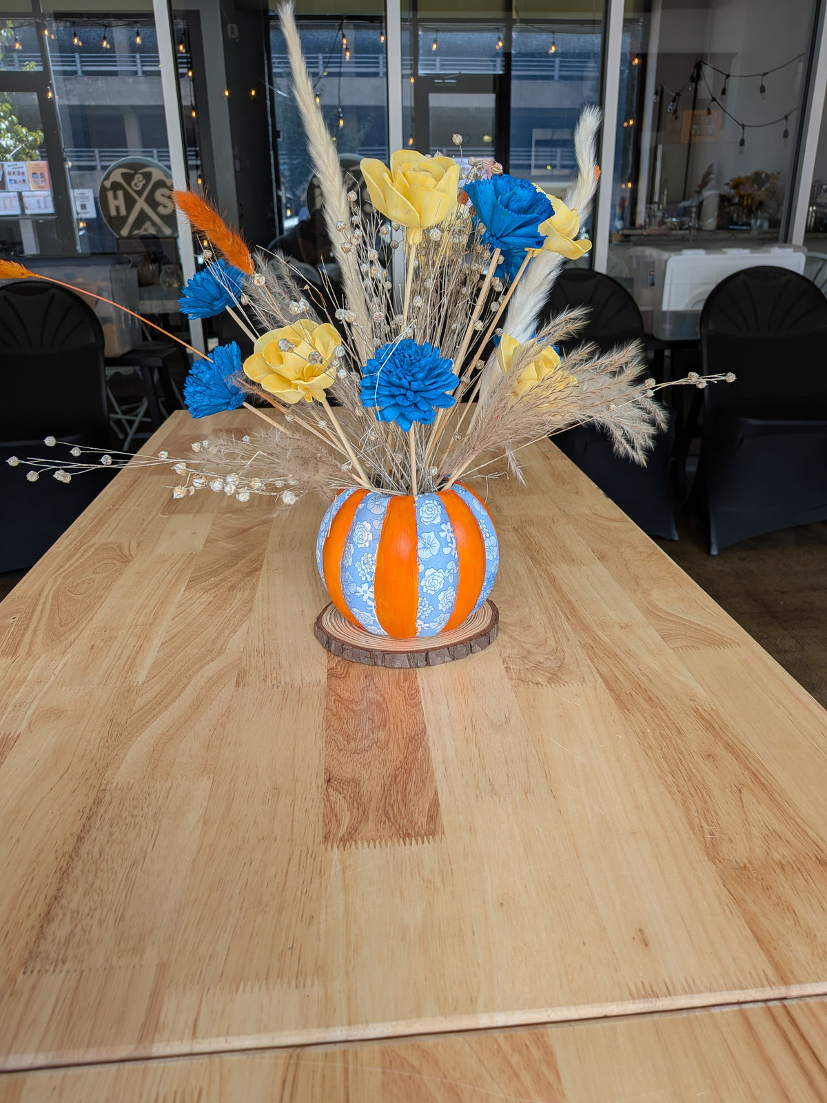 10/04/2026 Brooms & Pumpkin Vases 2-4pm (Lynchburg)