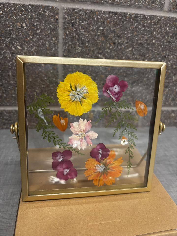 05/03/2026 Pressed Flower Frames 2-4 PM (Lynchburg)